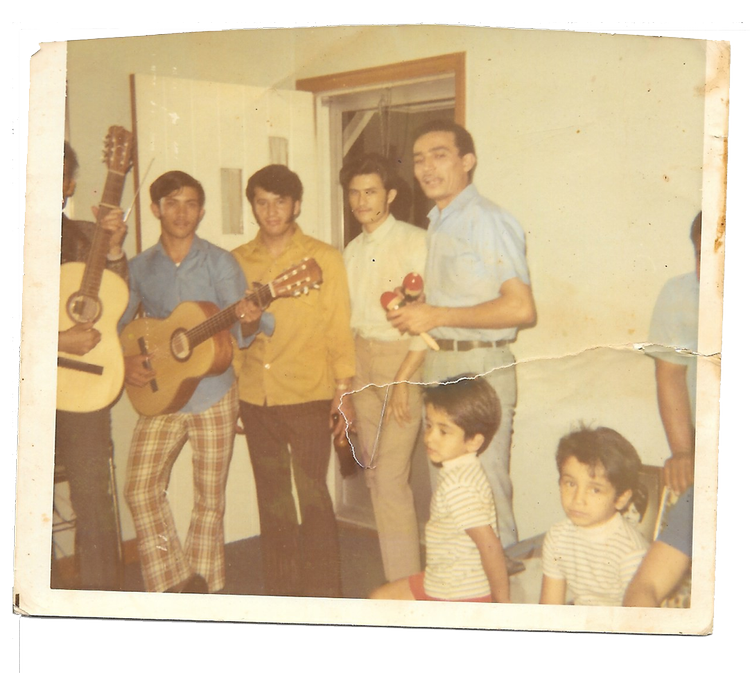 Family photo from Fincasa website (Image: Fincasa)